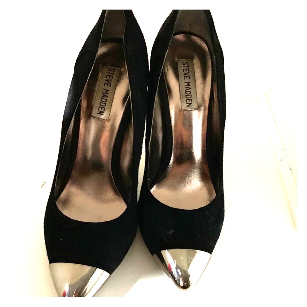 Steve Madden heels with metal point